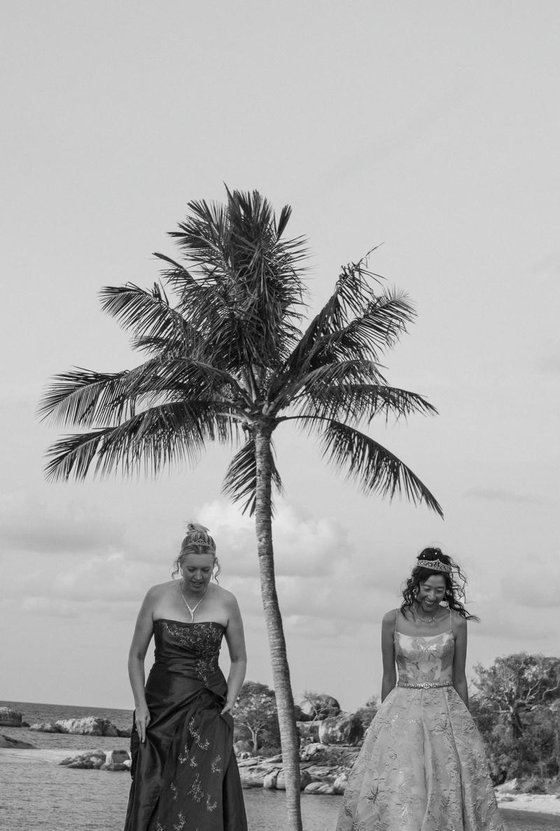 Multiple People photo 6