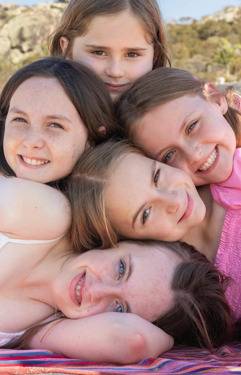 Multiple People photo 8